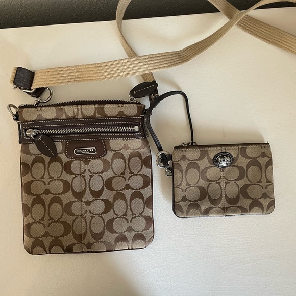Coach Brown Signature Crossbody Bag - Picture 1 of 8